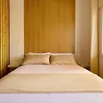 Golden Ocean View & Pool Apartament *