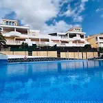 Apartament Golden Ocean View & Pool *