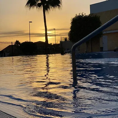 דירה Golden Ocean View & Pool *