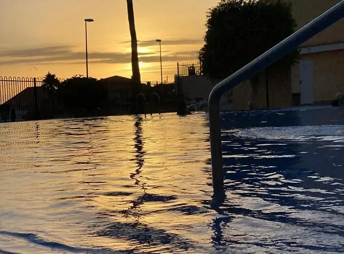 דירה Golden Ocean View & Pool *