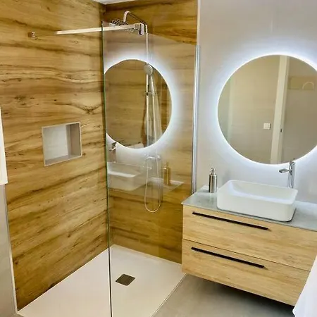 Appartamento Golden Ocean View & Pool *
